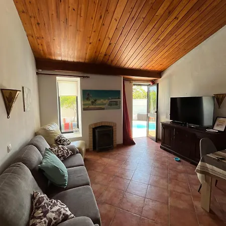 The Oura Hideaway